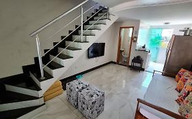 Casa confortável e segura na região da Pampulha